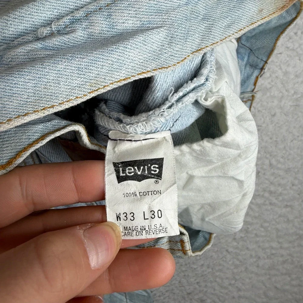 Vintage Levis 501xx Denim Jeans Made in USA Mens 33x30 (31x30) Button Fly